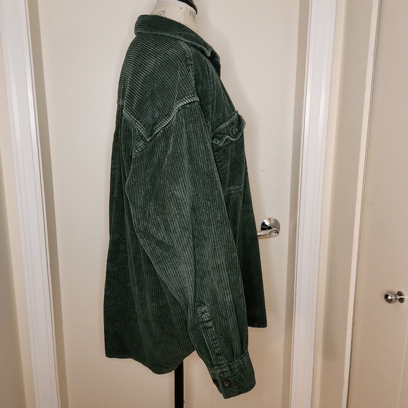 90s Green Corduroy Overshirt - Picture 4 of 14